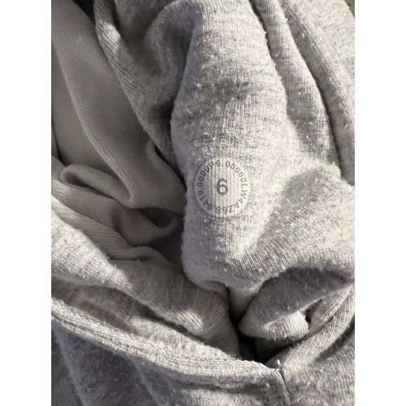 Lululemon Coast Easy Wrap Women's Size 6 Heathered Core Ultra Light Gray W4AZ6S - Picture 3 of 3